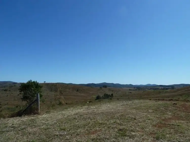 163 Shuck Road, Bracewell QLD 4695