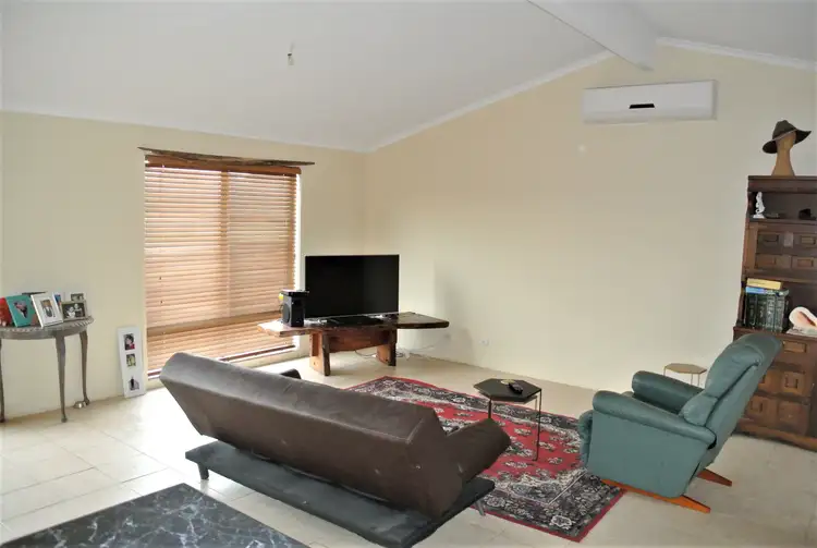 Second view of Homely house listing, 12B Third Street, Kingston Se SA 5275