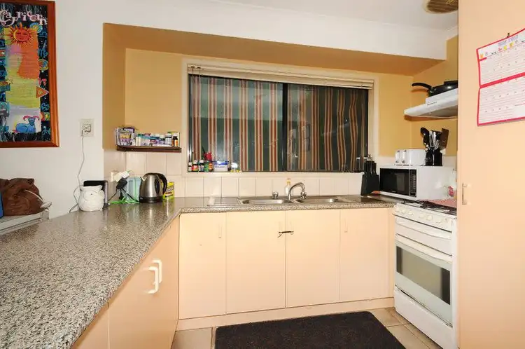 Second view of Homely house listing, 4 Minka Court, Skye VIC 3977