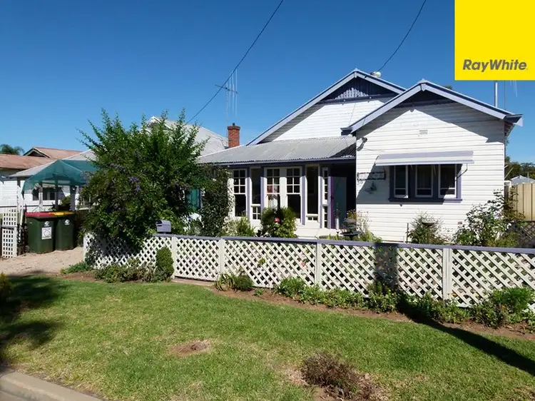36 Grenfell Street, Forbes NSW 2871