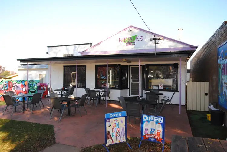 4-6 Kelly Avenue, Griffith NSW 2680