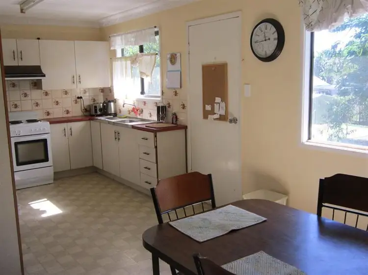 Second view of Homely house listing, 2 Landerer Close, Gracemere QLD 4702