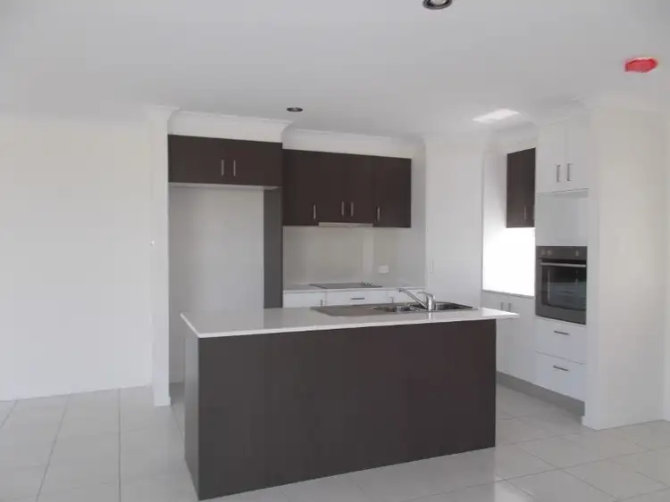 Seventh view of Homely house listing, 1/47 Makybe Diva Drive, Ooralea QLD 4740