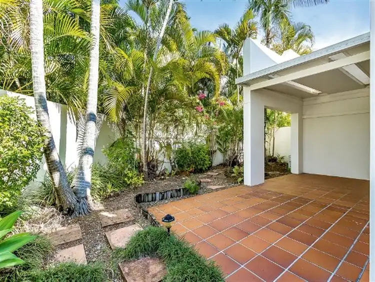4/100 'Central Tce Adelphi Springs', Cotlew St East, Southport QLD 4215