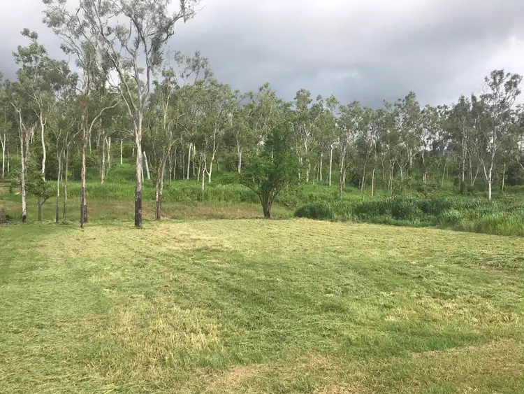 4 Botanica Drive, Cannonvale QLD 4802