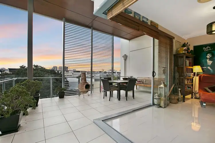 Sixth view of Homely unit listing, 22/18 Barramul Street, Bulimba QLD 4171