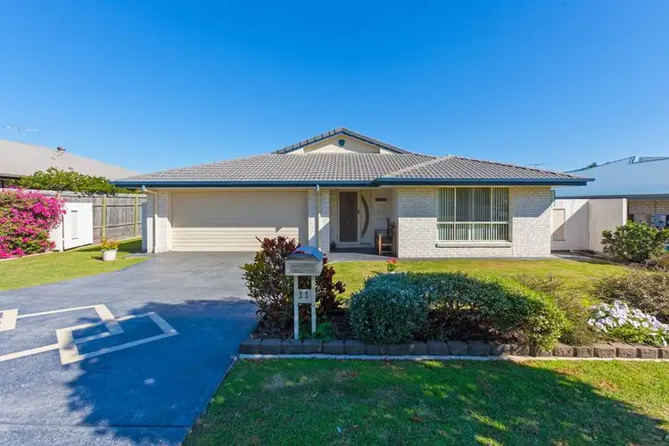 11 Elysian Street, Victoria Point QLD 4165