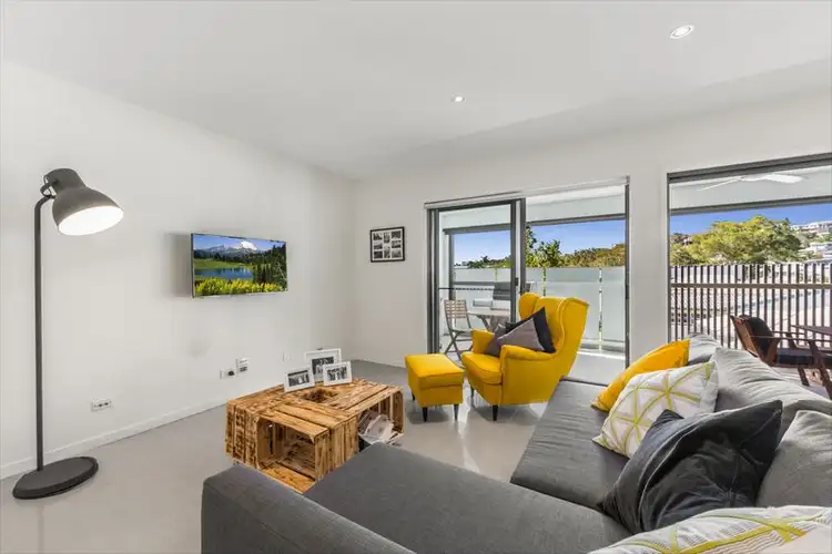 Third view of Homely unit listing, 6/288 Riding Road, Balmoral QLD 4171