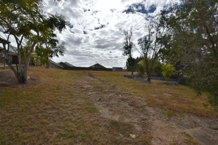 30 Keppel Avenue, Clinton QLD 4680