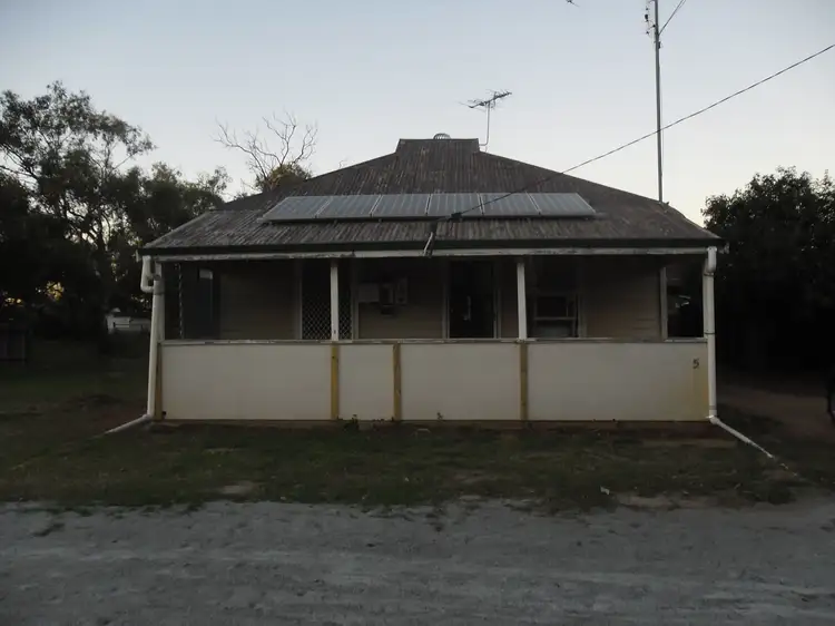 4 & 5 Yarra Street