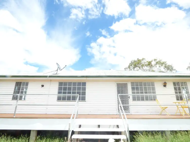 237 Charles Street, Roma QLD 4455