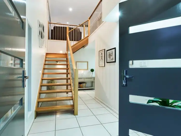 Third view of Homely house listing, 18 Parkview Avenue, Wynnum QLD 4178