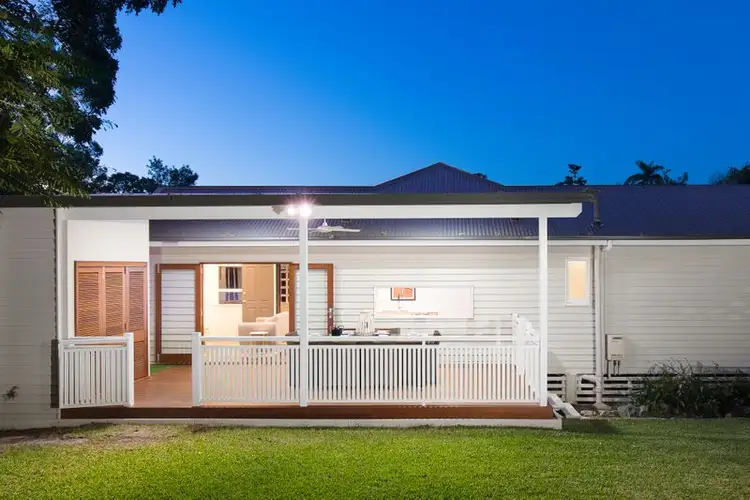 26 Vallely Street, Annerley QLD 4103