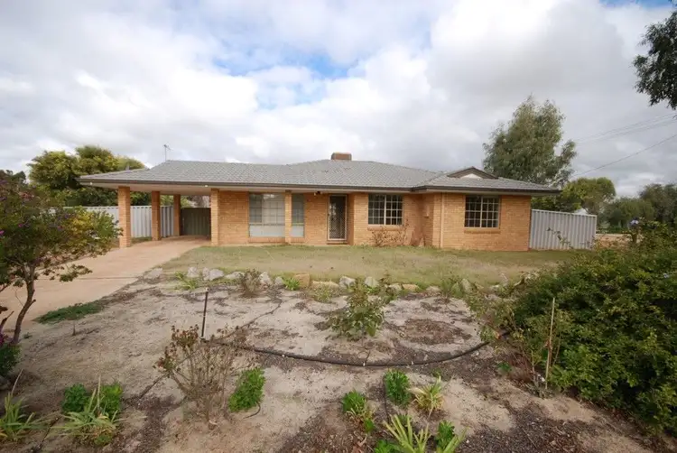 Fifth view of Homely house listing, 5 Hinck Street, Kondinin WA 6367