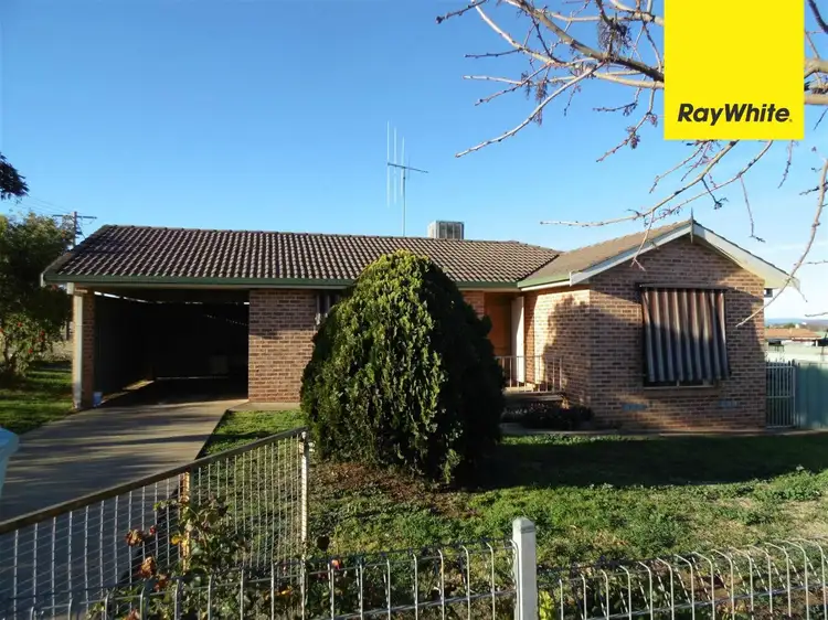Main view of Homely house listing, 2 Warragrah Place, Parkes NSW 2870