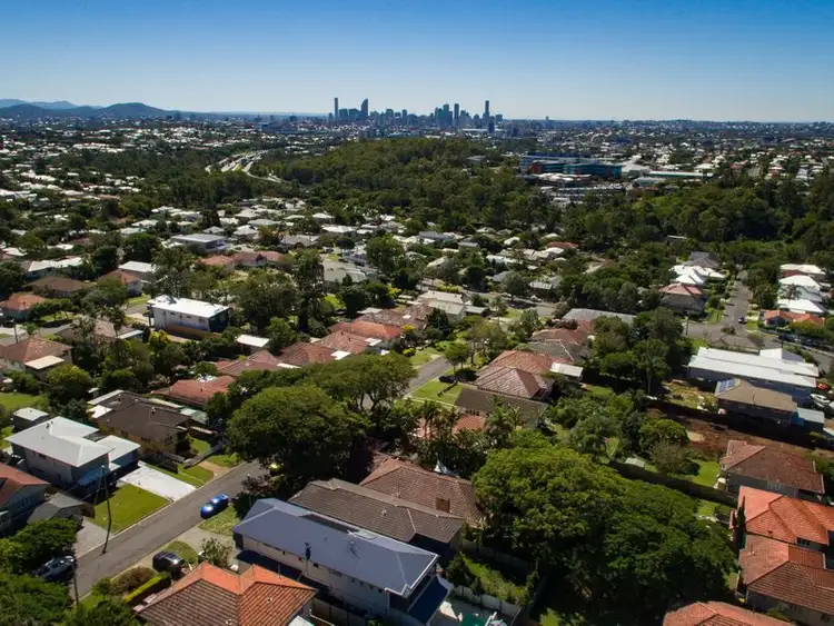 Third view of Homely house listing, 28 Lutzow Street, Tarragindi QLD 4121