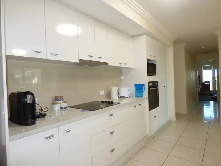 Second view of Homely house listing, 32 Beetson, Roma QLD 4455