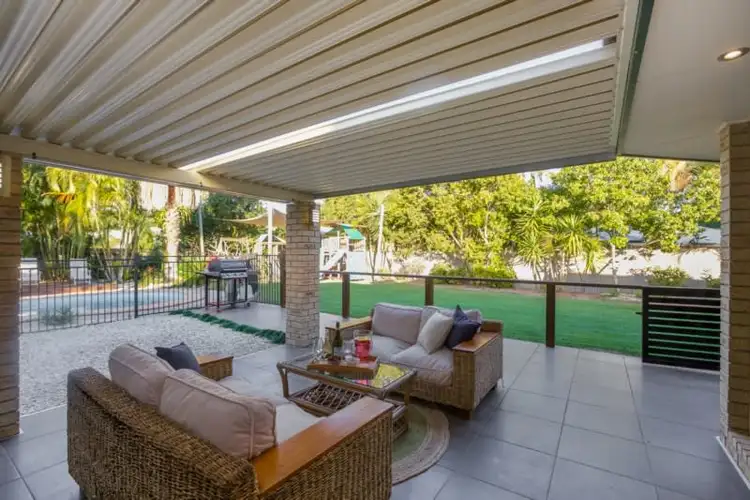 19 Phar Lap Court, Little Mountain QLD 4551