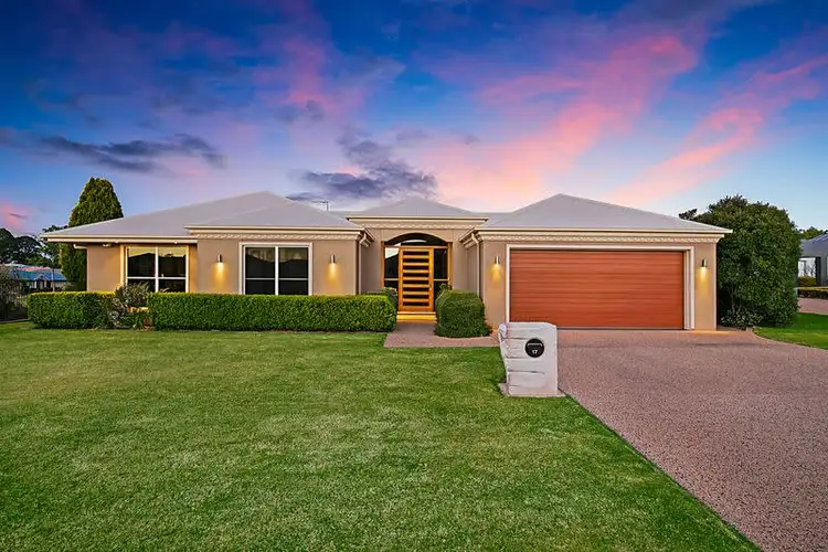 17 Bridget Court, Middle Ridge QLD 4350