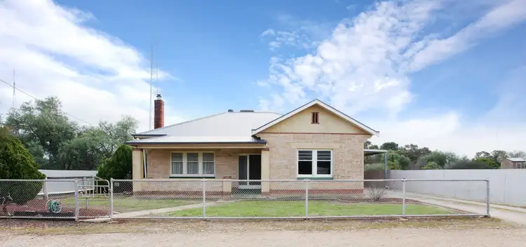11 Broughton Road, Yacka SA 5470