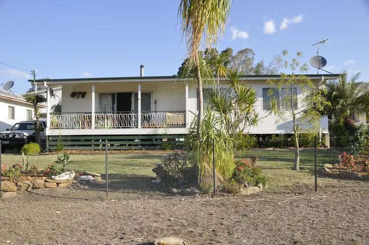 14 Hamlyn Street, Wandoan QLD 4419