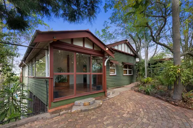 1 Angus Street, Bardon QLD 4065