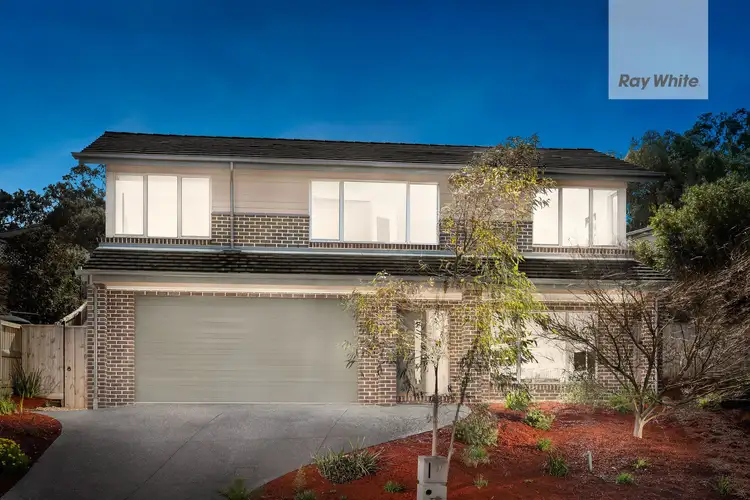 17 Sugarloaf Drive, Macleod VIC 3085