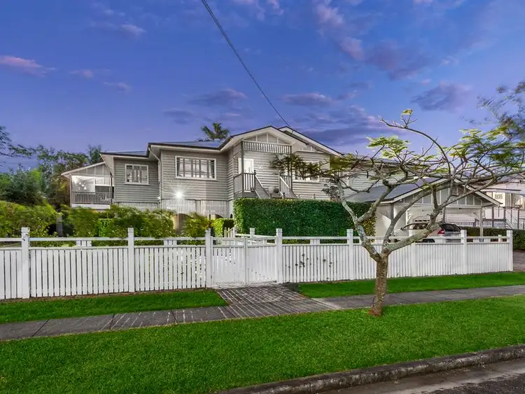 96 Nelson Street, Corinda QLD 4075