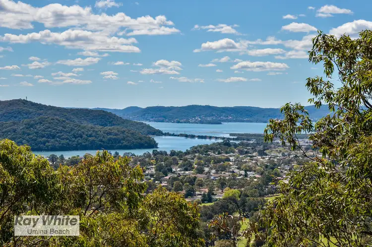 36 Kingsview Drive, Umina Beach NSW 2257