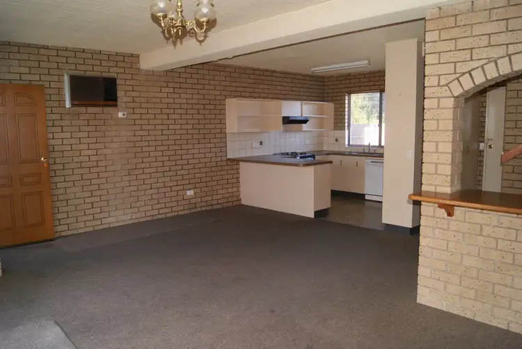 Sixth view of Homely unit listing, 4/411 Bevan Street, Lavington NSW 2641