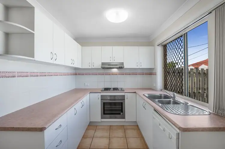 Second view of Homely townhouse listing, 3/15 Vera Street, Greenslopes QLD 4120