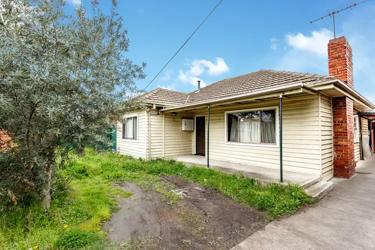 376 Ballarat Road, Sunshine North VIC 3020
