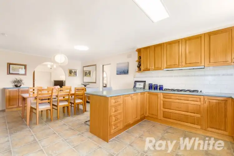Second view of Homely house listing, 4 Cavill Court, Vermont South VIC 3133