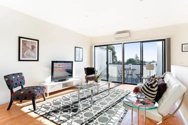 Main view of Homely townhouse listing, 9/900 Pascoe Vale Road, Glenroy VIC 3046