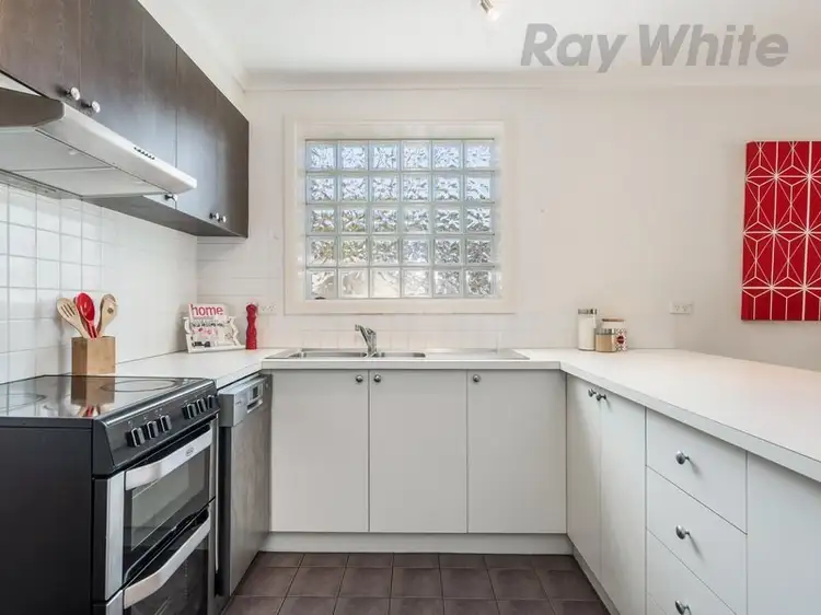 Sixth view of Homely apartment listing, 2/11a Gladstone Parade, Elsternwick VIC 3185