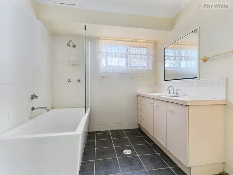Fifth view of Homely house listing, 4 Banks Court, Redbank Plains QLD 4301