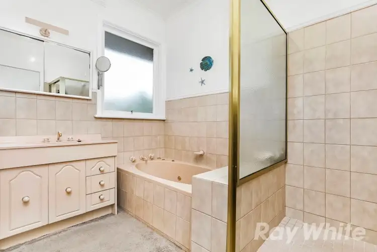 Fourth view of Homely house listing, 7 Cranleigh Grove, Mount Waverley VIC 3149