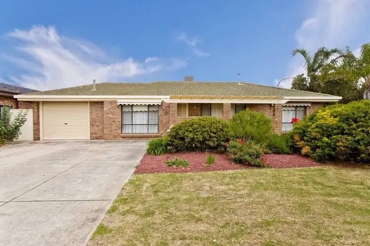 2 Carlson Court, North Haven SA 5018