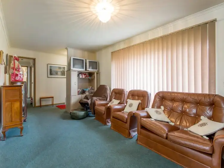 Fifth view of Homely unit listing, 3/15 Micheala Court, Langwarrin VIC 3910