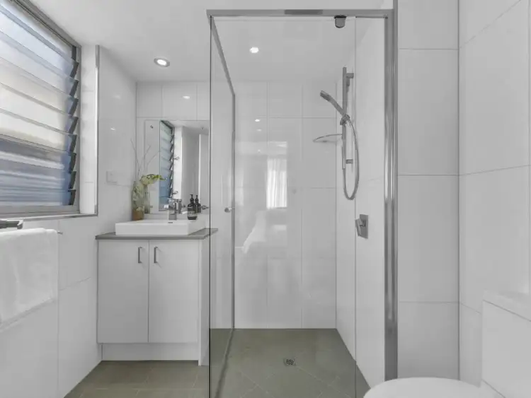 Seventh view of Homely apartment listing, 5/36 Kitchener Street, Coorparoo QLD 4151