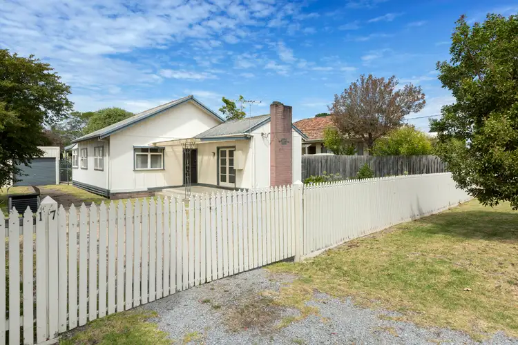 17 Darvall Street, Tootgarook VIC 3941