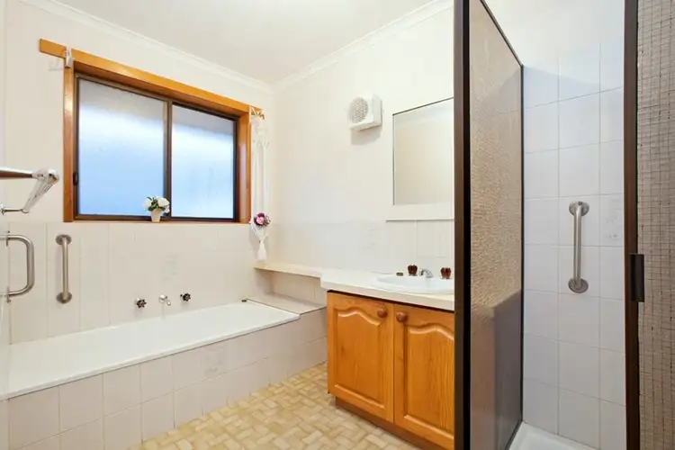 Seventh view of Homely house listing, 4/106 Clayton Street, Golden Point VIC 3350