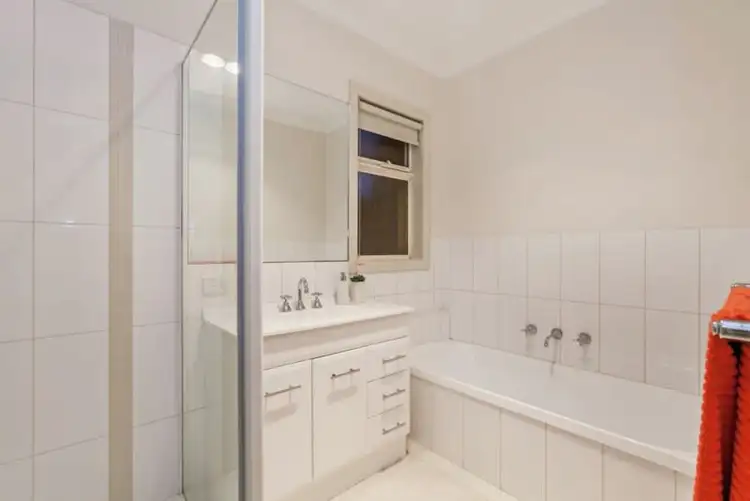 Sixth view of Homely unit listing, 48A Darebin Boulevard, Reservoir VIC 3073