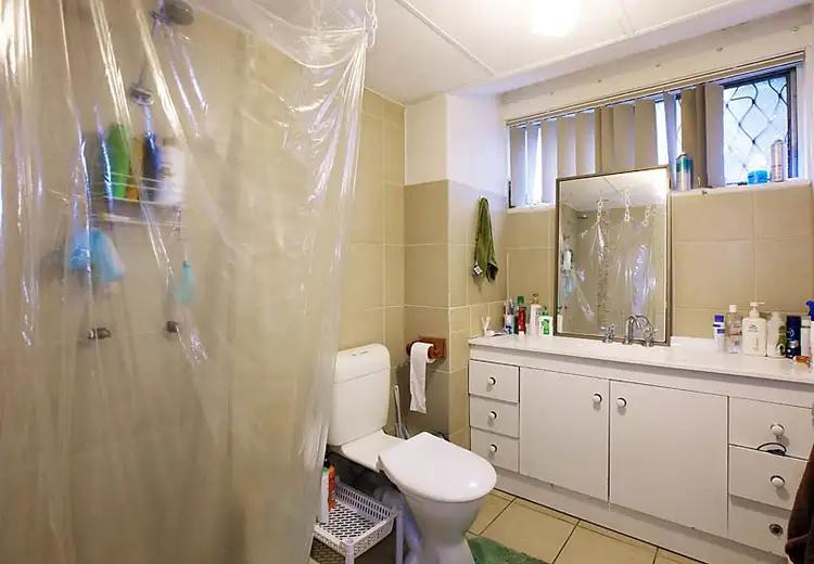 Fourth view of Homely apartment listing, 2/124 Surf Parade, Broadbeach QLD 4218