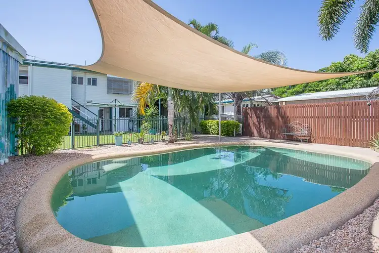 8 Hoey, East Mackay QLD 4740