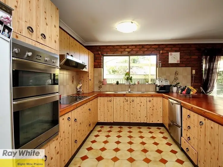 Fifth view of Homely house listing, 4 Seward Court, Eight Mile Plains QLD 4113
