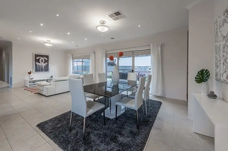 Third view of Homely house listing, 4 Wilsby Court, Craigieburn VIC 3064