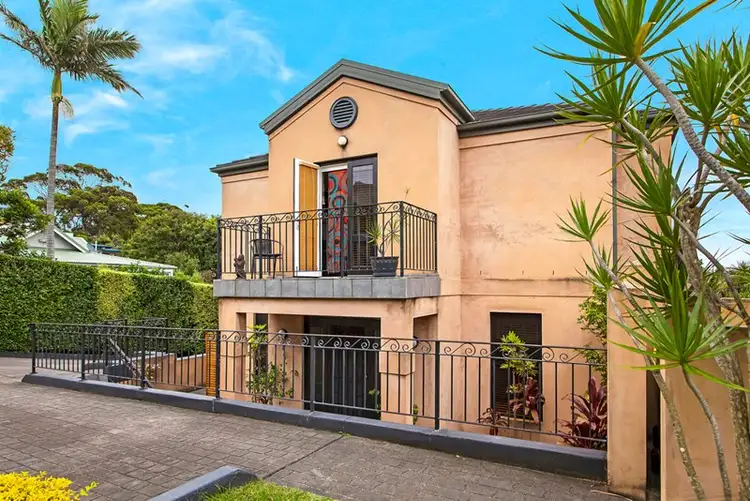 1/27 Barnhill Road, Terrigal NSW 2260