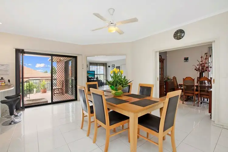 Third view of Homely house listing, 5 Hardiman Court, Mill Park VIC 3082