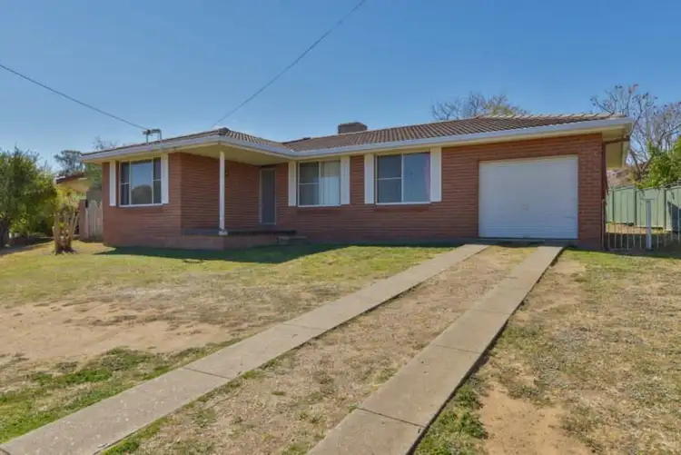 Second view of Homely house listing, 8 Jemmy Place, Tamworth NSW 2340